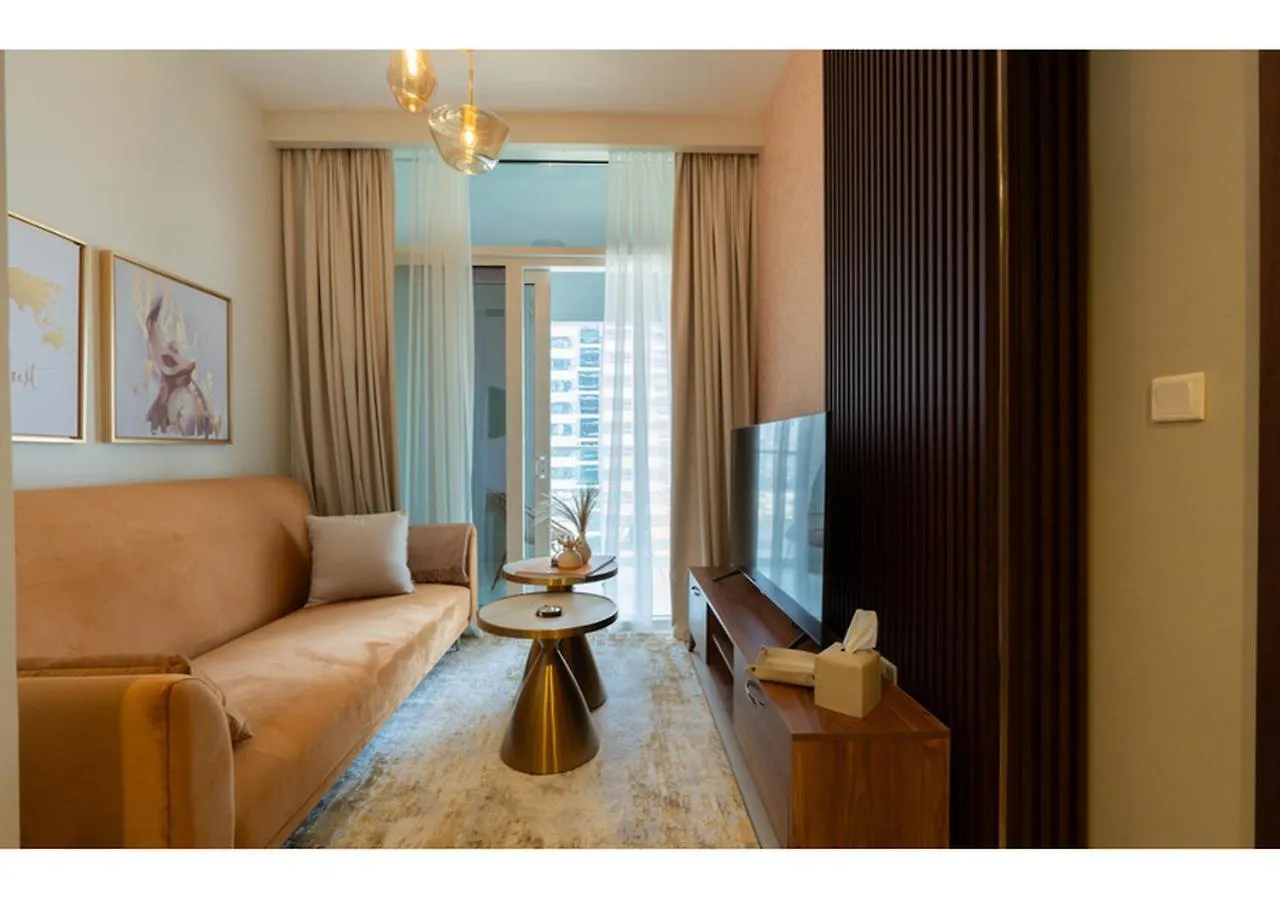Apartment Keyrock Living - Reva 1Br With Lake View Dubai